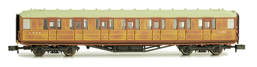 Dapol Gresley Coach LNER Teak 1st 1130 DA2P-011-107