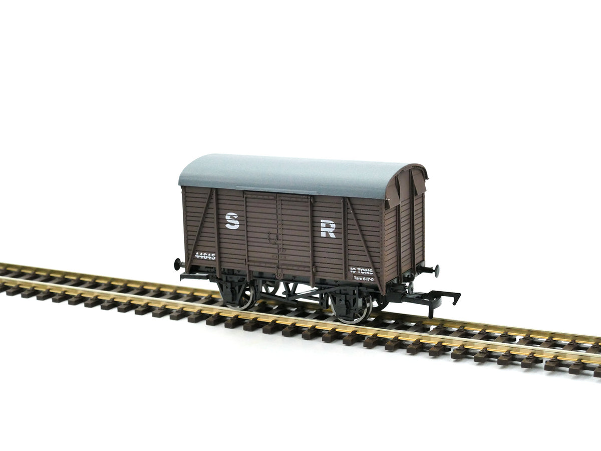 Dapol Box Van SR 44645 DA4F-021-039