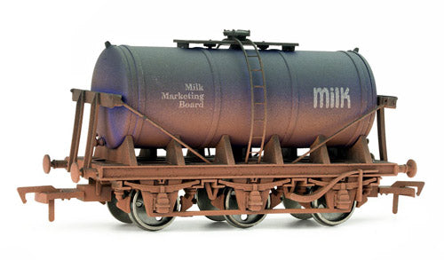 Dapol 6 Wheel Milk Tank MWB Weathered DA4F-031-006