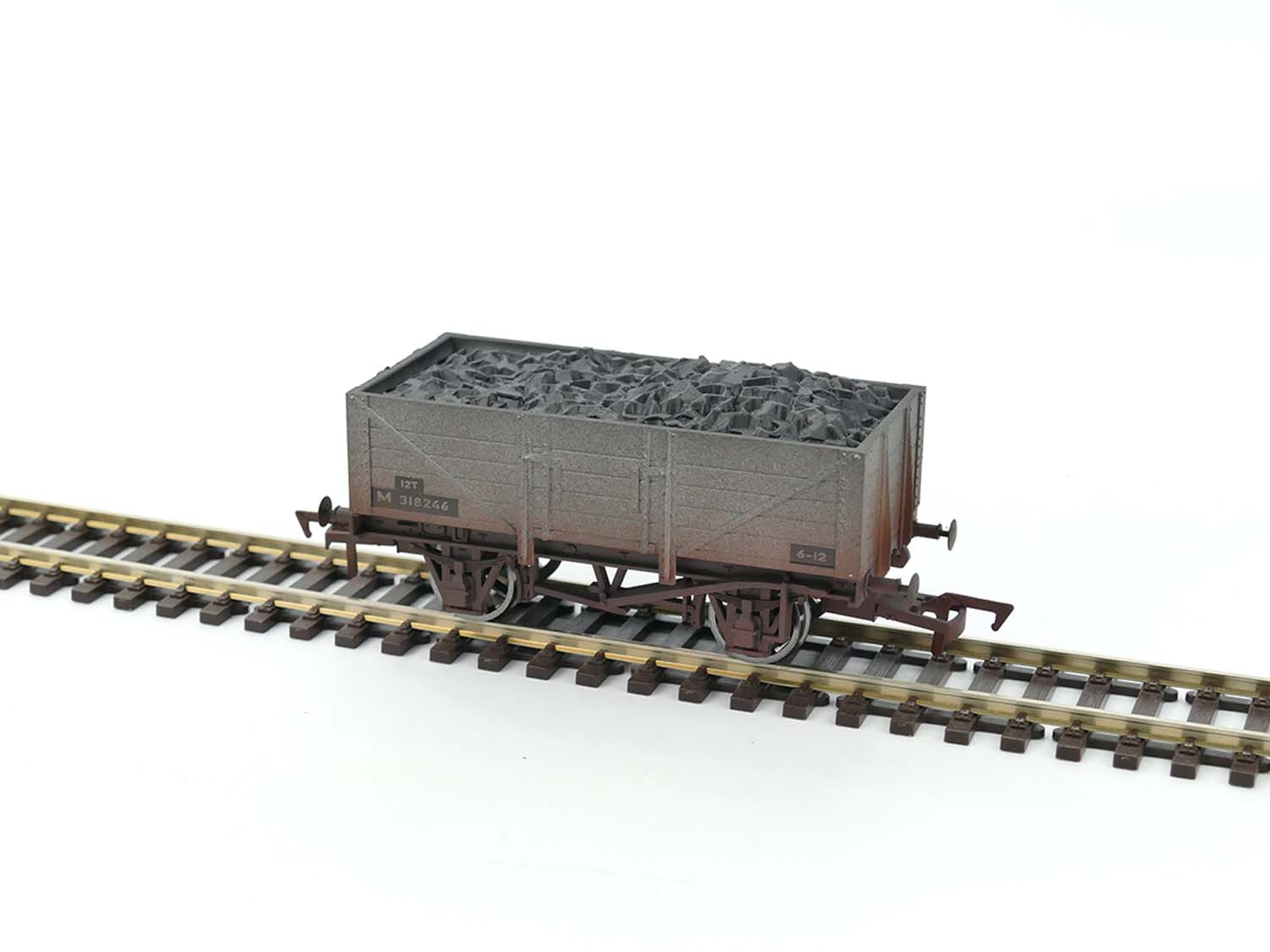 Dapol 5 Plank Wagon BR M318246 Weathered DA4F-051-054