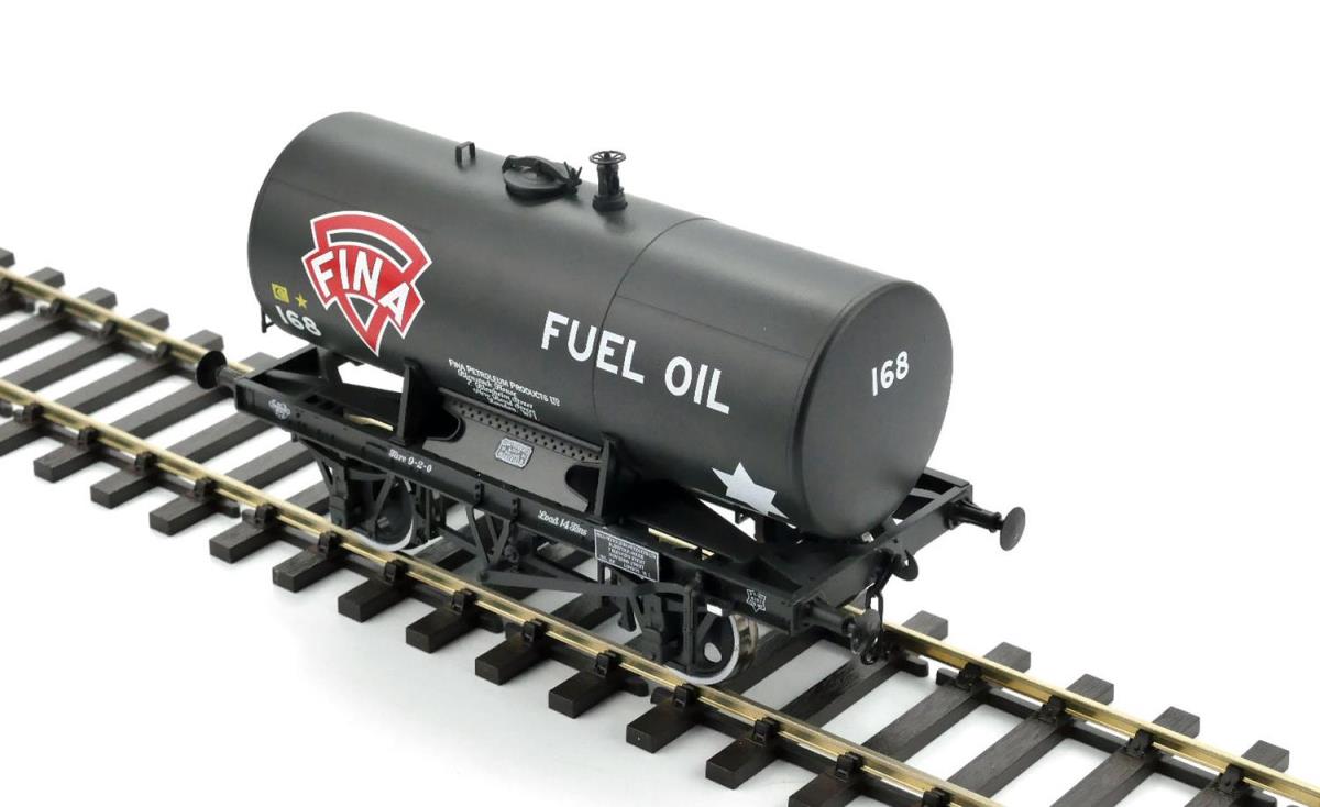 Dapol 14t Anchor Mounted Class B Tank Wagon Fina 168 DA7F-063-002