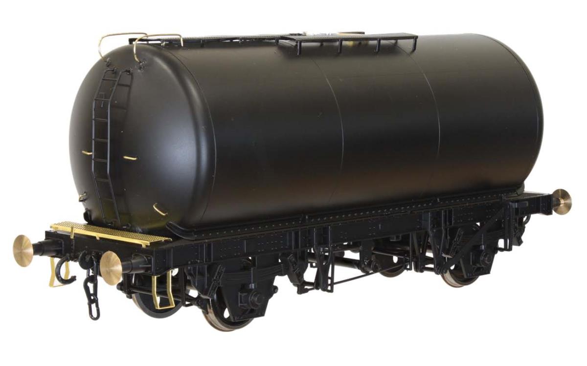 Dapol 45t TTA Tank Wagon BP Green BPO 37267 DA7F-064-001