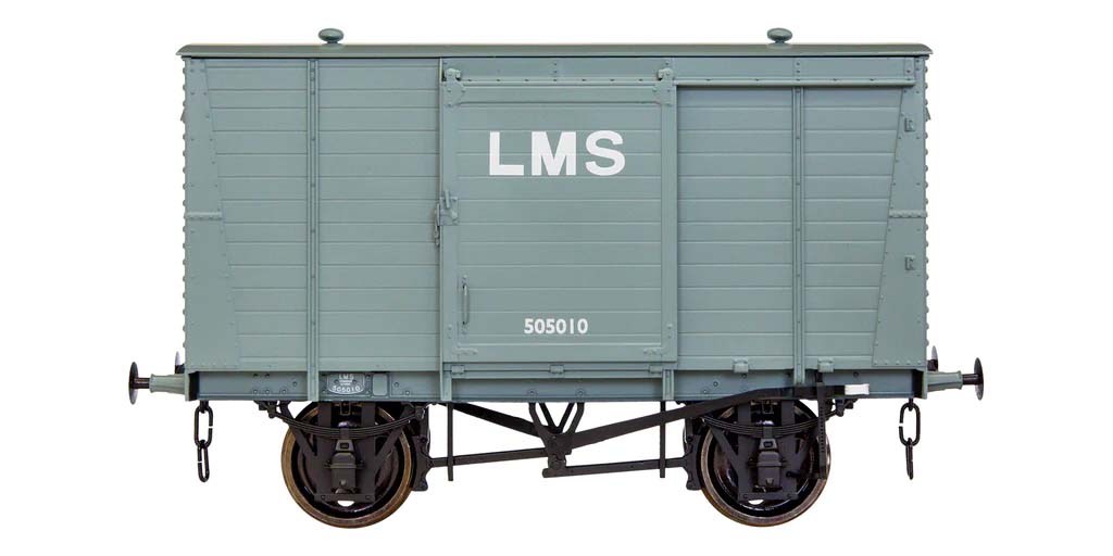 Dapol LMS Standard 12t Van Grey 505010 DA7F-065-001