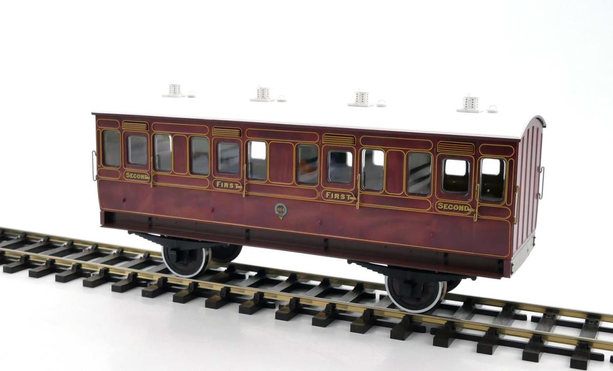 Dapol Stroudley 4whl Suburban Composite 404 Mahogany DA7P-020-300