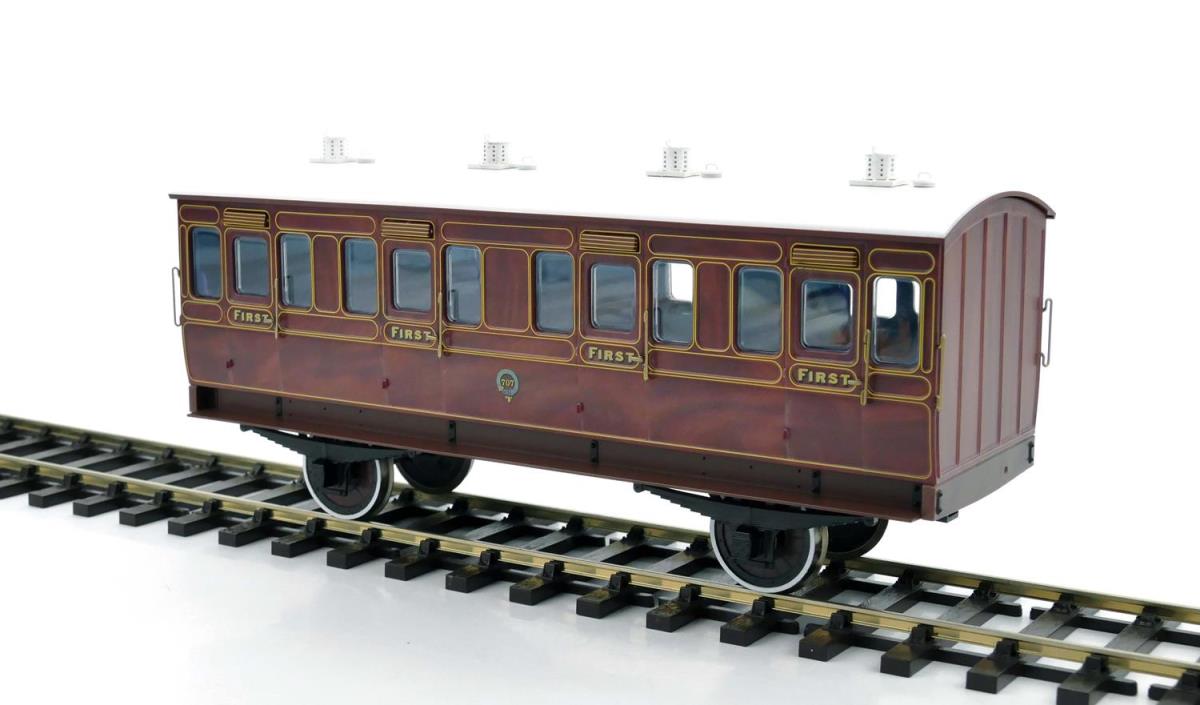 Dapol Stroudley 4whl Suburban 1st 707 Mahogany Lit DA7P-020-400L