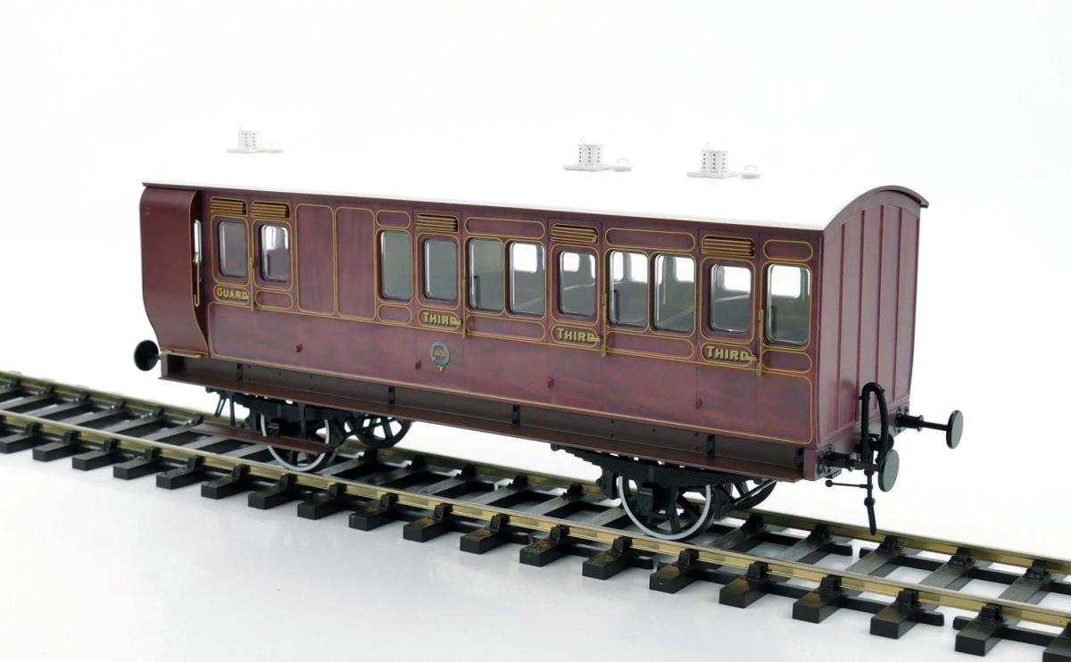 Dapol Stroudley 4whl Mainline Brake 3rd 1032 Mahogany Lit DA7P-020-501L