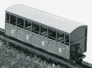 Dundas Models Festiniog Railway Semi Open Bogie Coaches 37/38 Kit DM22