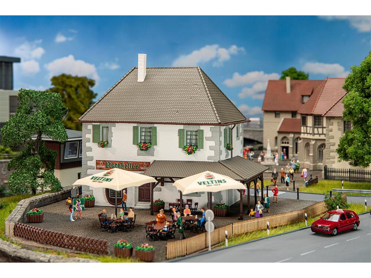 Faller Veltins Country inn Kit IV FA130619