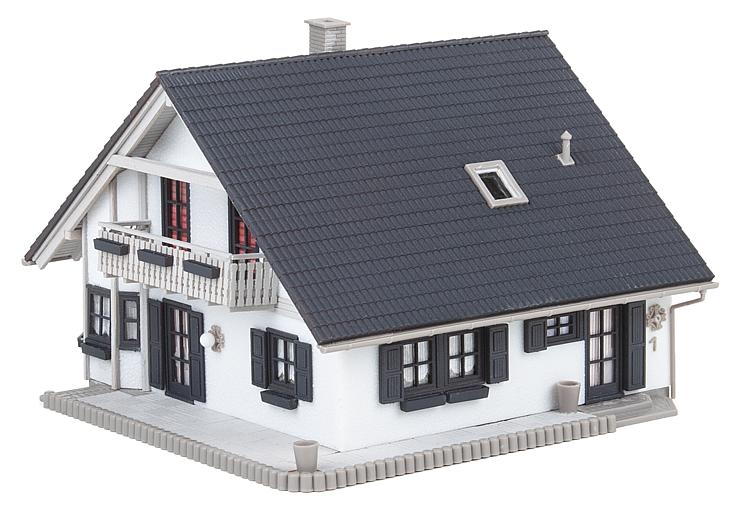 Faller Renovated Detached House Kit FA130640