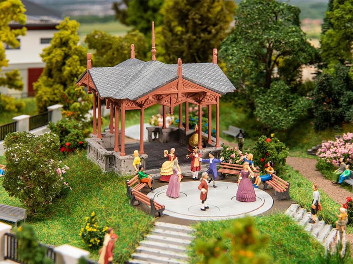 Faller Music Pavilion with Dancing Figures Kit I FA130655