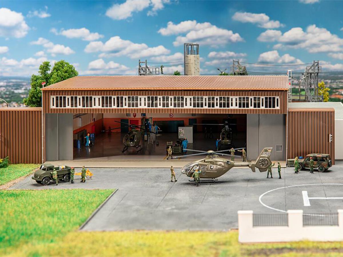 Faller Hangar with Helicopter Military Kit III FA144111