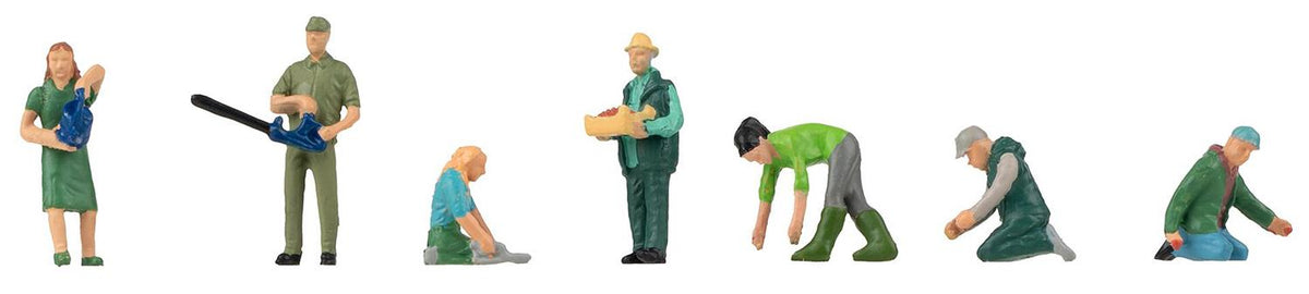 Faller At the Nursery Figure Set FA151678