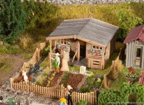 Faller Allotment with Large Garden House Kit III FA180493