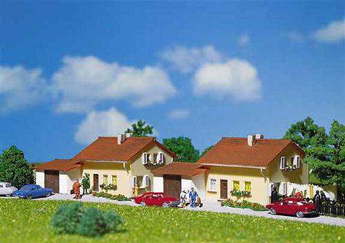 Faller Suburban Homes (2) Kit III FA232222