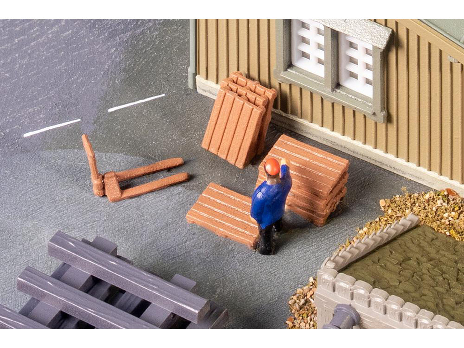 Pallets (16) Kit