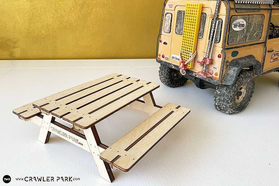 Crawler Park 1/10 Picnic Table TWD100012