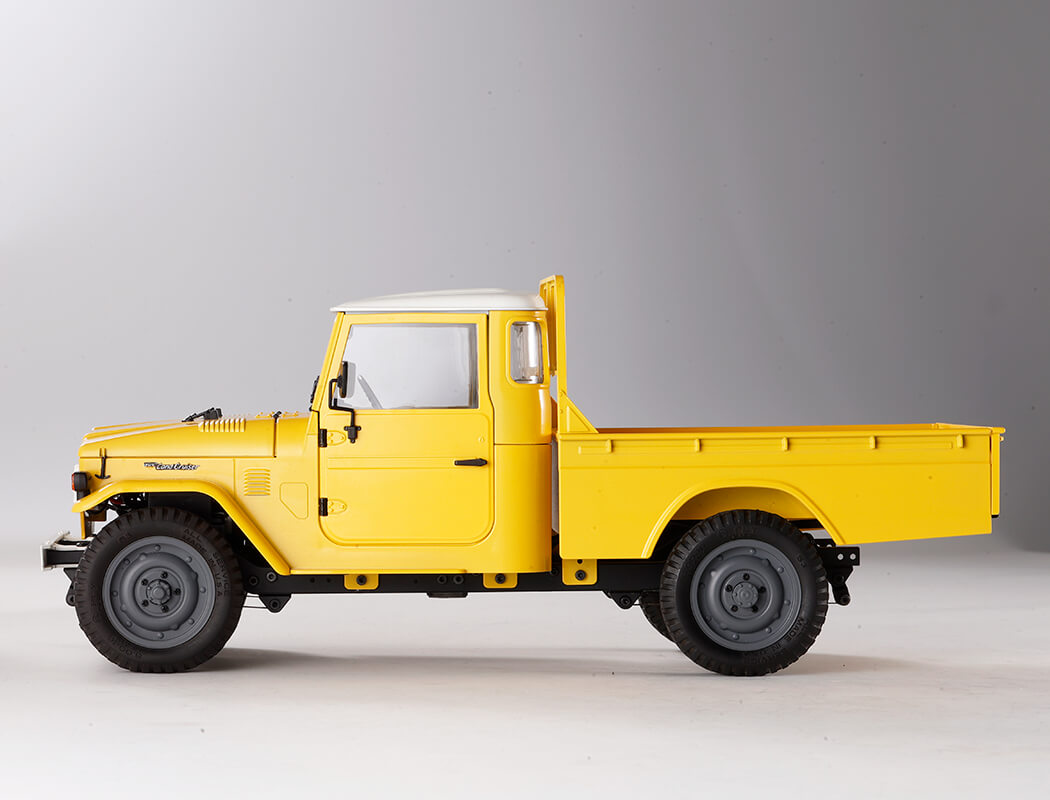 FMS Toyota Fj45 1/12Th Scaler RTR Yellow FMS11203RTRYL