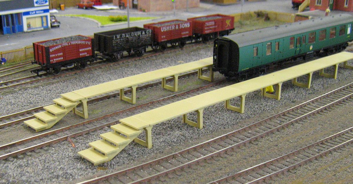 GM Structures Fordhampton Carriage Platforms Kit GM407