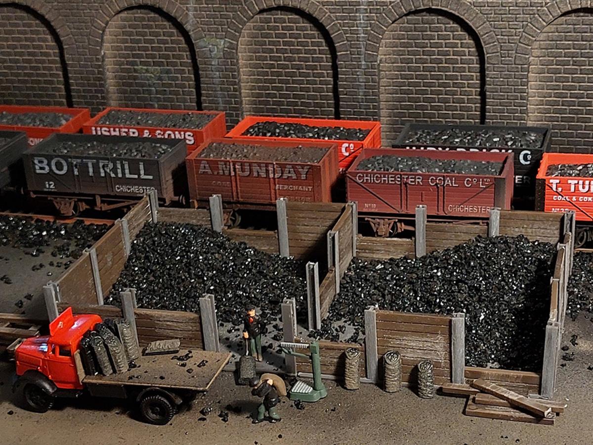 GM Structures Fordhampton Coal Storage Compound Kit GM498