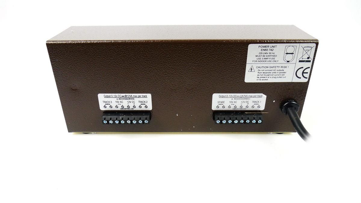 Gaugemaster Controls Three Track Cased Controller with Simulation on One Track GMC-TS