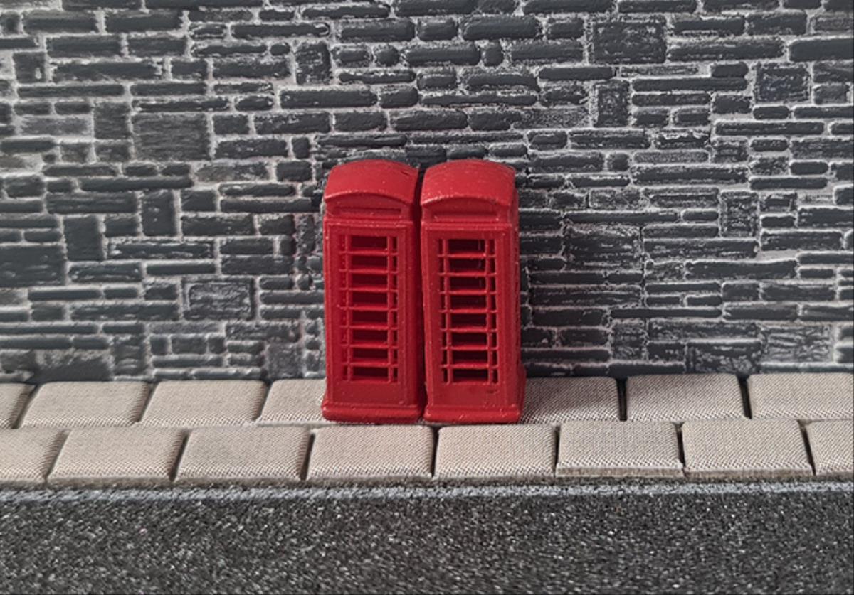 Kestrel Designs Telephone Boxes 2pcs (Pre-Built) GMKD77