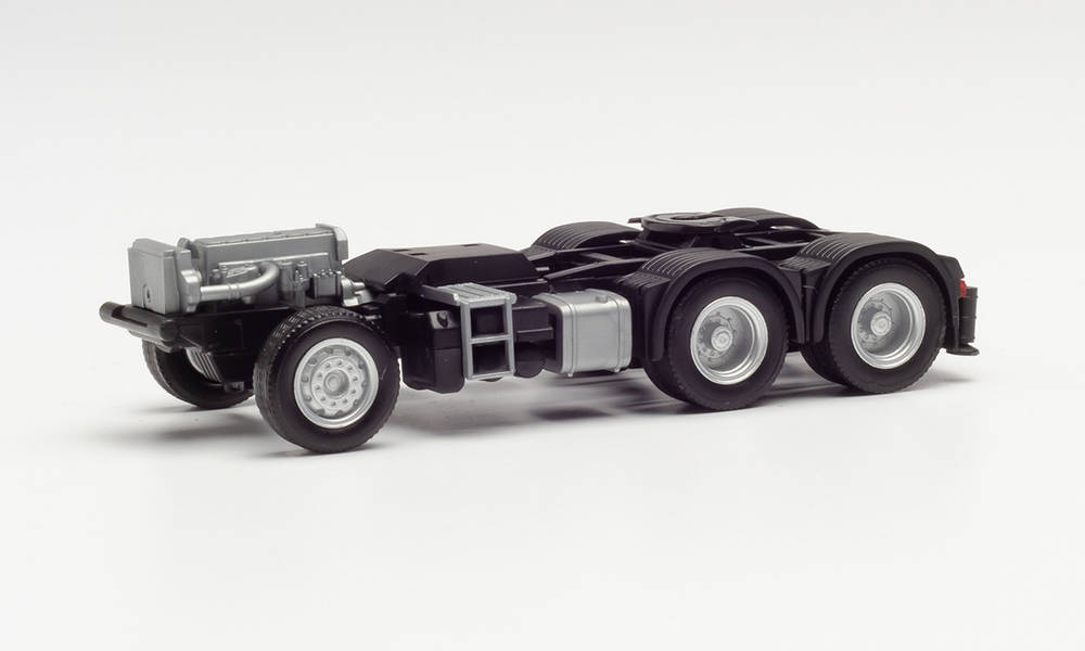 Herpa Parts MB 6x4 w/Crane Support Chassis (2) HA085335