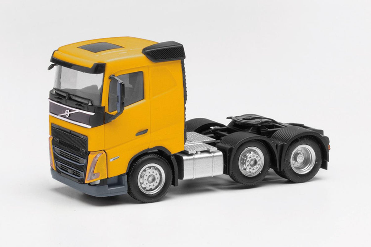 Herpa Volvo FH FD 2020 Tractor Unit Corn Yellow HA313735-002