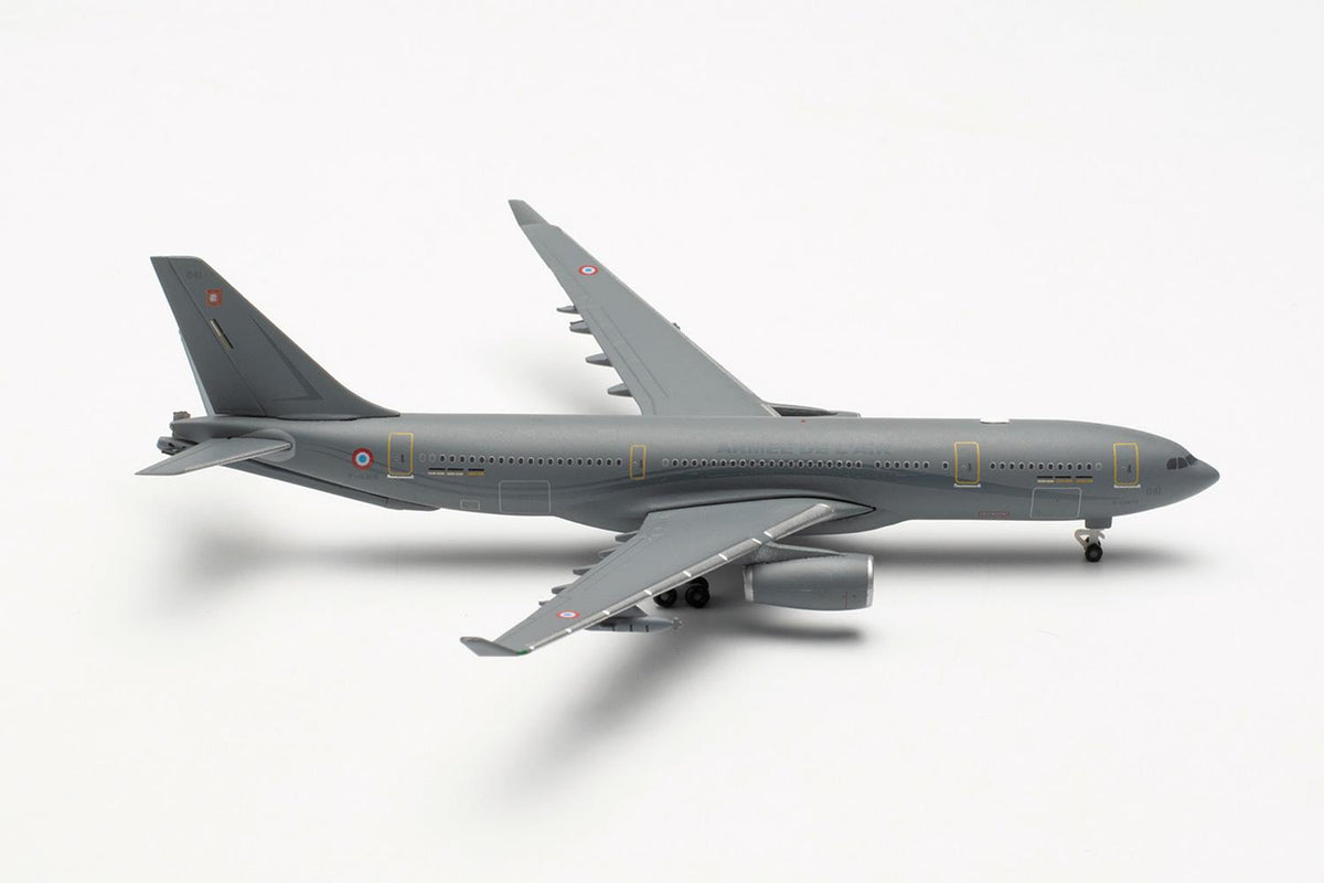 Herpa Wings Airbus A330 French Air Force F-UJCG/041 (1:500) HA536677