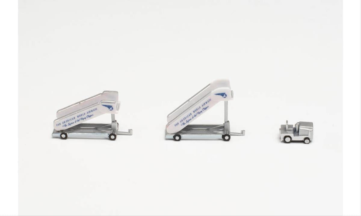 Herpa Wings Pan American Historic Passenger Stairs(2)/Tractor (1:200) HA571906