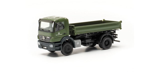 Herpa Military MB Axor 3 Axle Dump Truck Bundeswehr HA746946-002