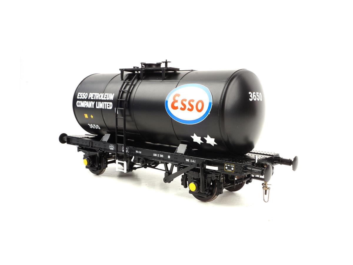 Heljan 35t B Tank Wagon Esso Black Early HN1013