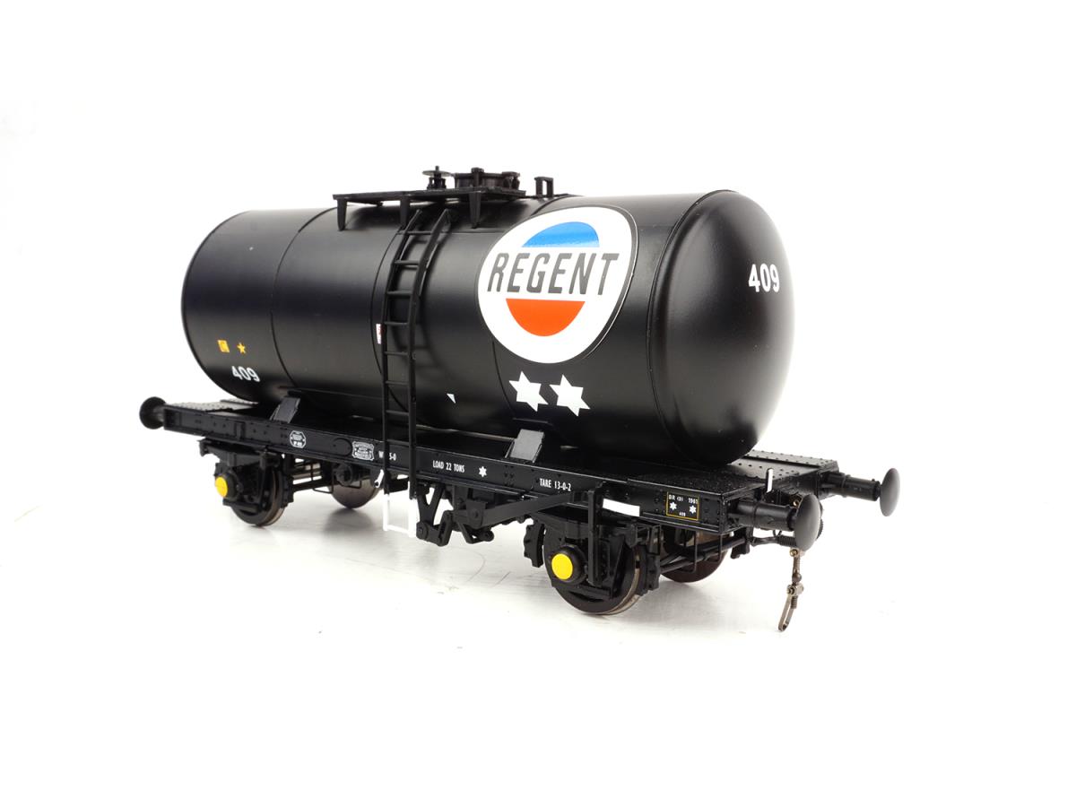 Heljan 35t B Tank Wagon Regent Black HN1015