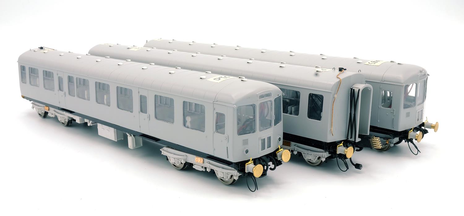 Heljan Class 104 3 Car DMU M50478/M59186/M50530 BR Green HN1451