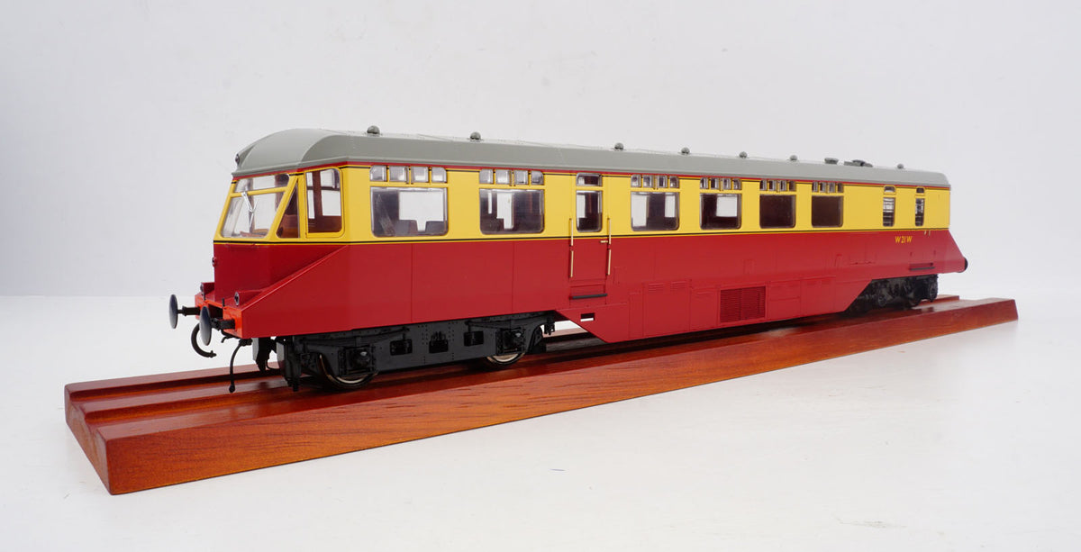 Heljan AEC Railcar BR Crimson/Cream (Grey Roof) HN1902