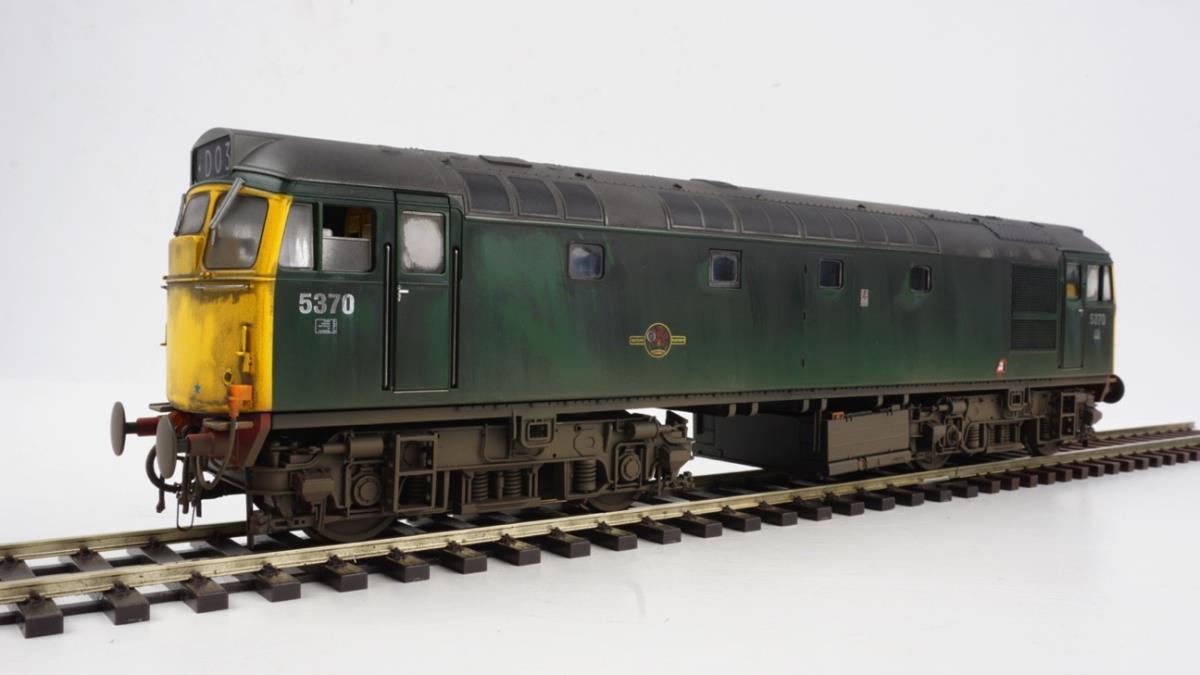 Heljan Class 27 5370 BR Plain Green Full Yellow Ends Weathered HN2771