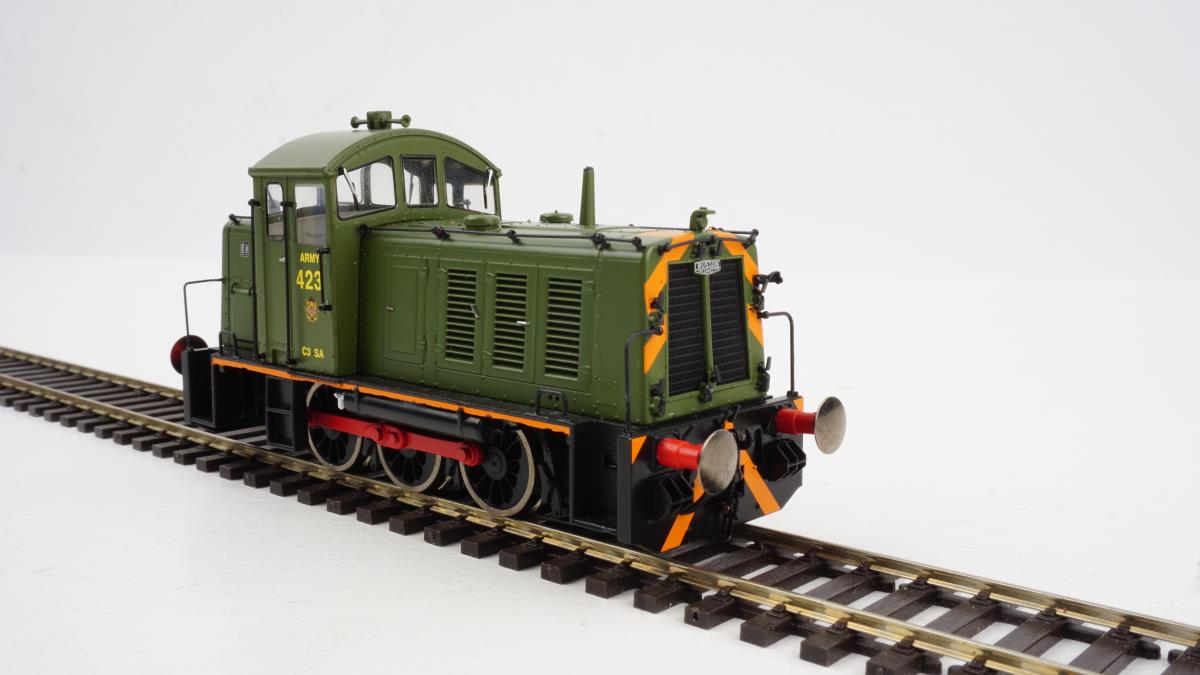 Heljan Class 07 &#39;423&#39; Army Green w/Wasp Stripes HN2938