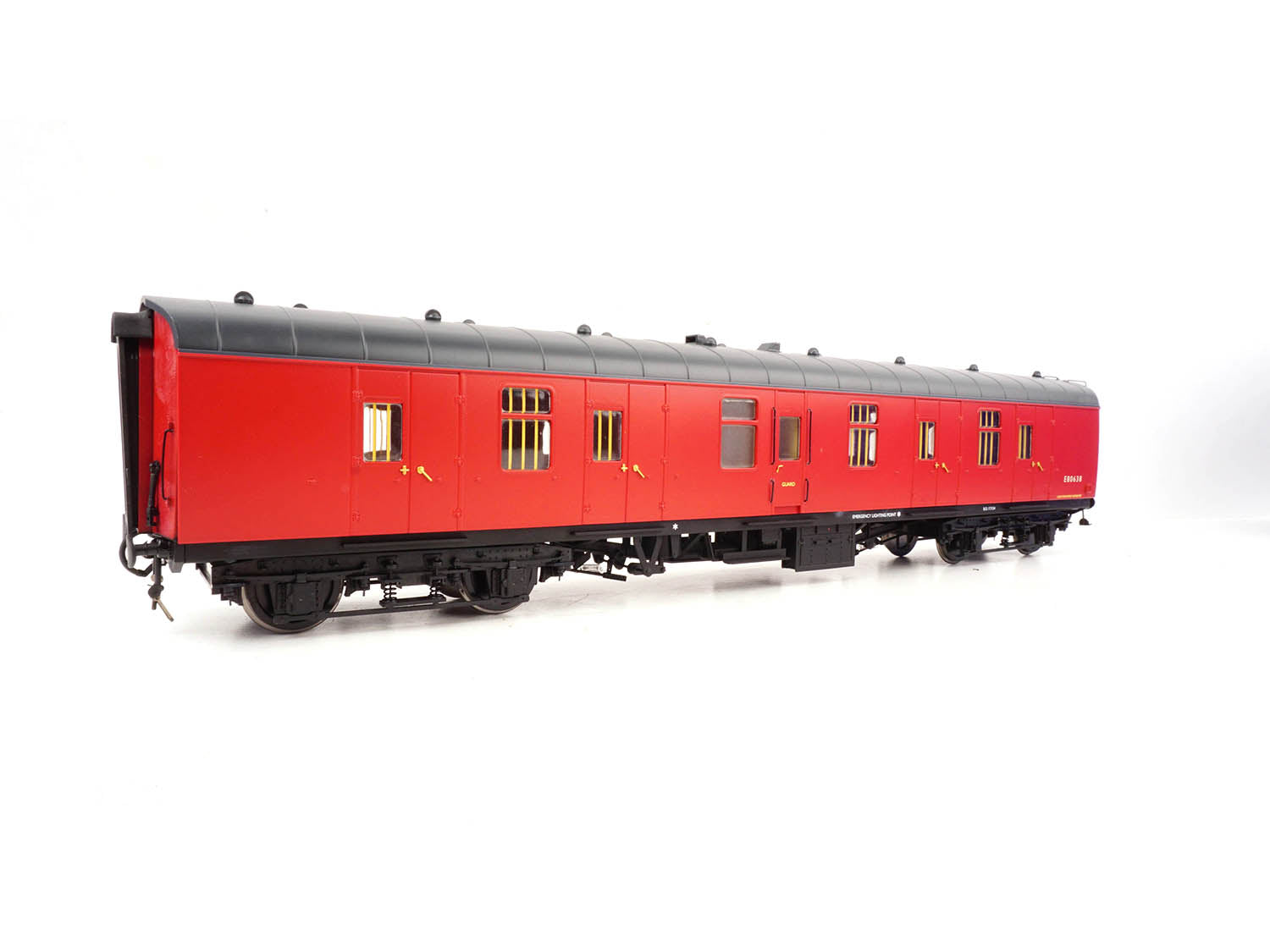 Heljan Mk1 BG BR Unlined Crimson E80638 BR1 Bogies HN4967