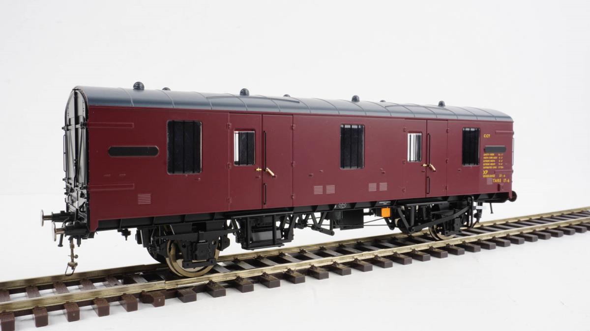 Heljan Mk1 CCT BR Unlined Maroon HN9401