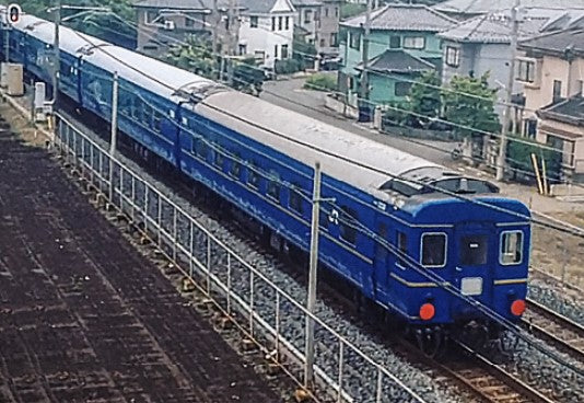 Kato (Japan) JR Sleeper Express North Star Ohanefu 25 200 Coach K1-573