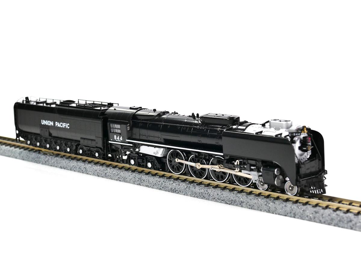 Kato (USA) FEF-3 Steam Locomotive Union Pacific 844 K126-0401