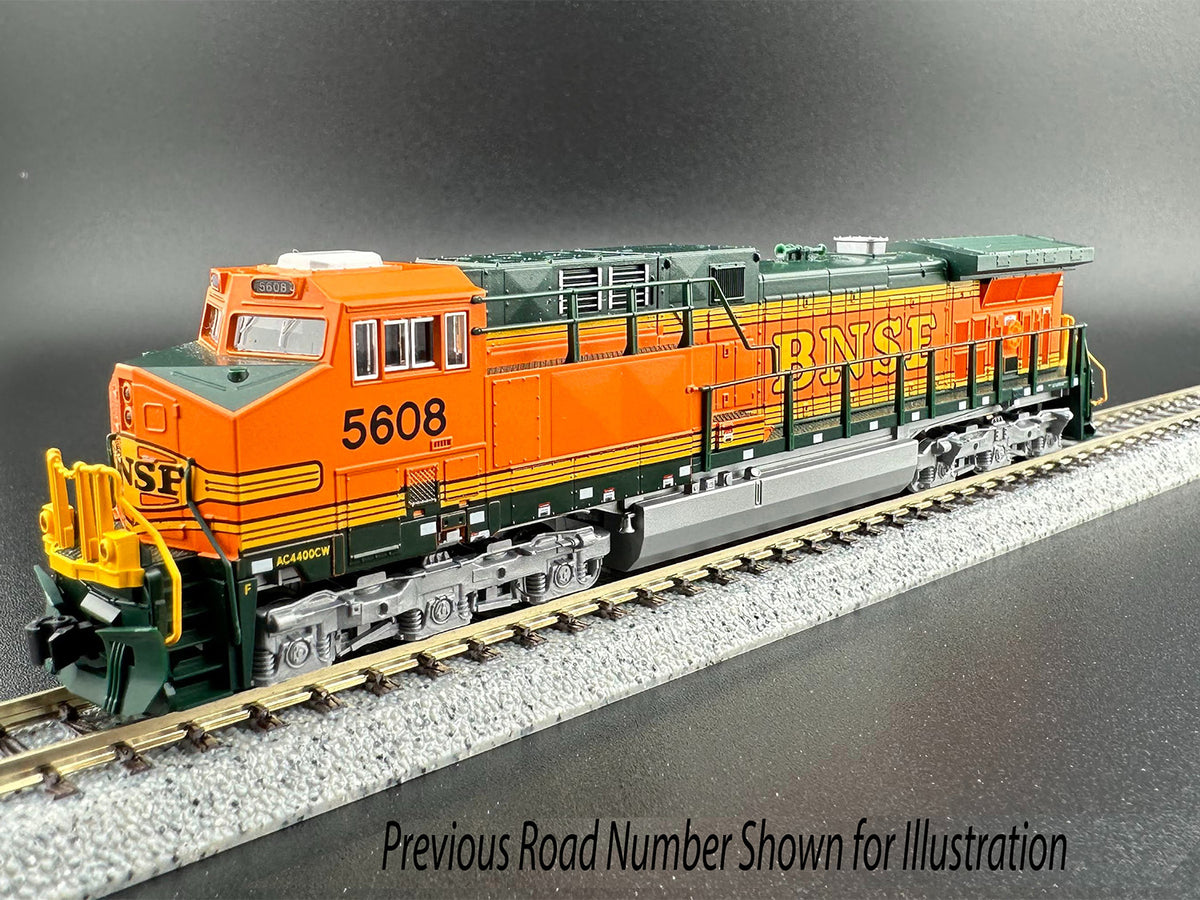 Kato (USA) EMD AC4400CW BNSF 5656 K176-7114