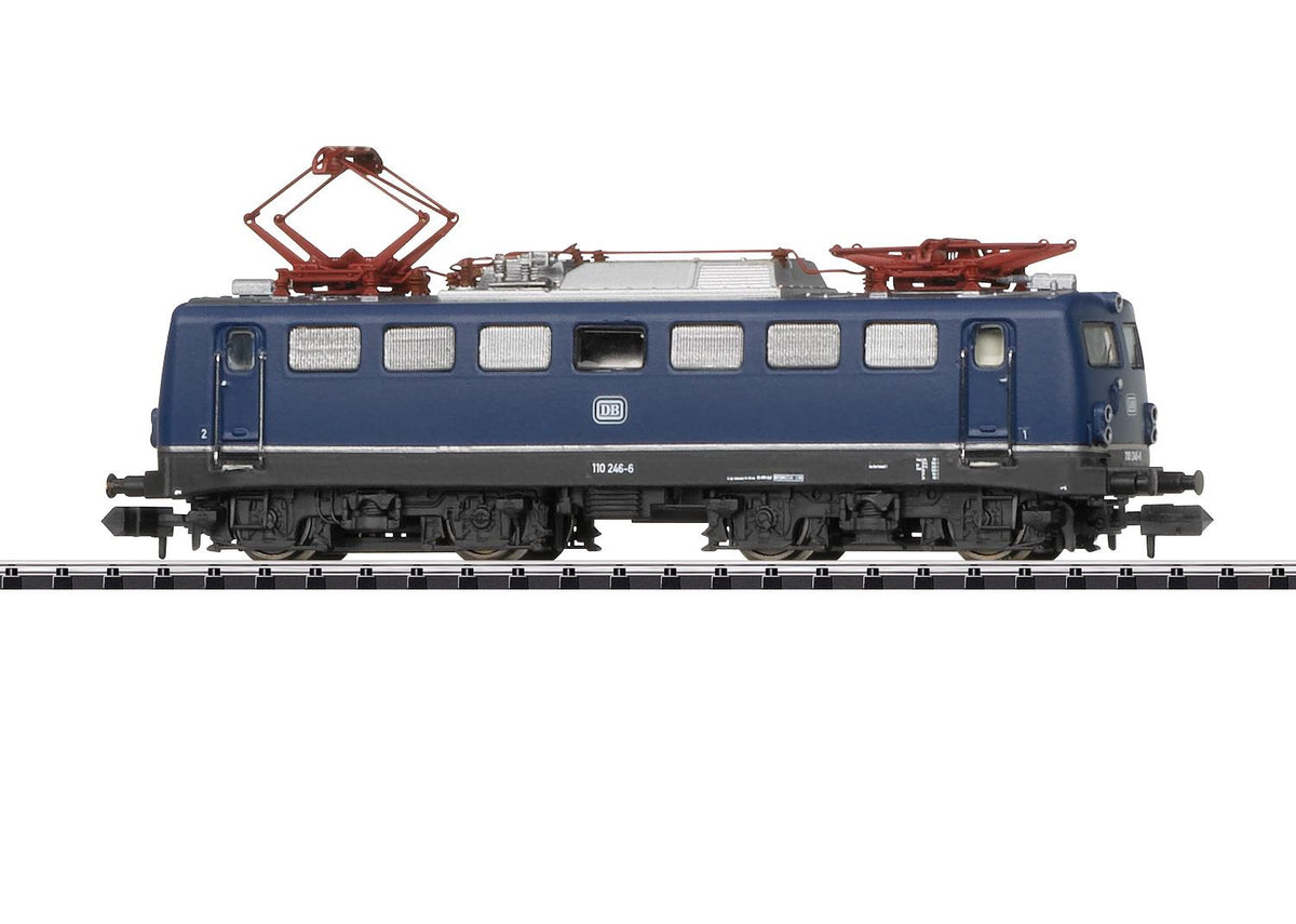 Minitrix DB BR110 246-6 Electric Locomotive IV (DCC-Sound) M16109