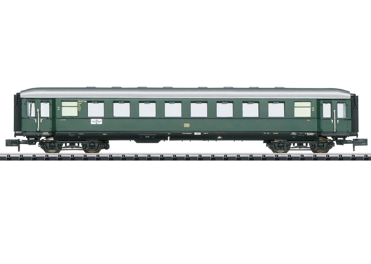 Minitrix DB B4ylwe Danube Valley 2nd Class Express Coach III M18409