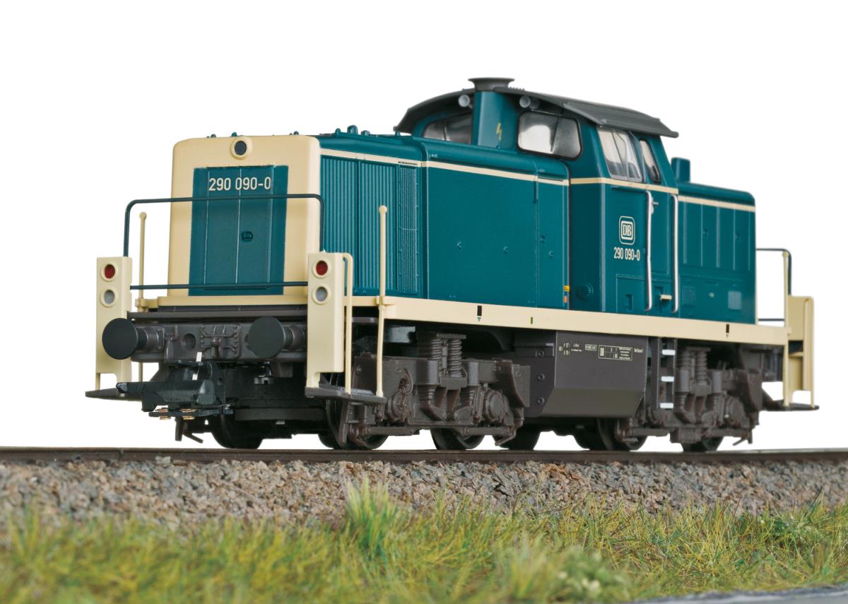 Trix DB BR290 090-0 Diesel Locomotive IV (DCC-Sound) M25903