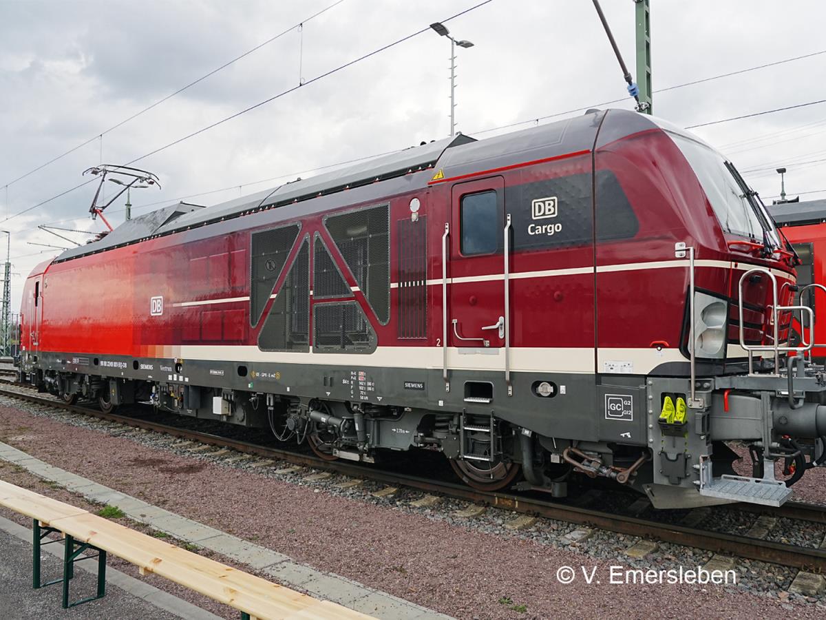 Marklin DB Cargo BR249 001 Dual Mode Locomotive VI (~AC-Sound) MN39293