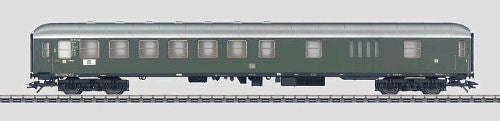 Marklin DB BD4um61 2nd Class Baggage Coach III MN43950