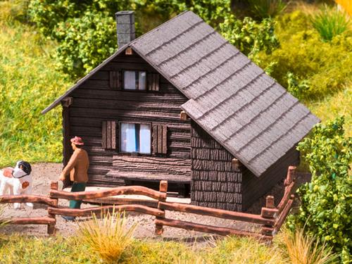 Noch Mountain Shelter Laser Cut Minis Kit N14339