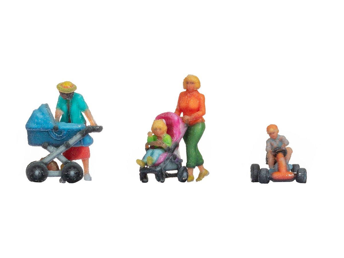 Mothers (2) & Children (3) 3D Master Figure Set