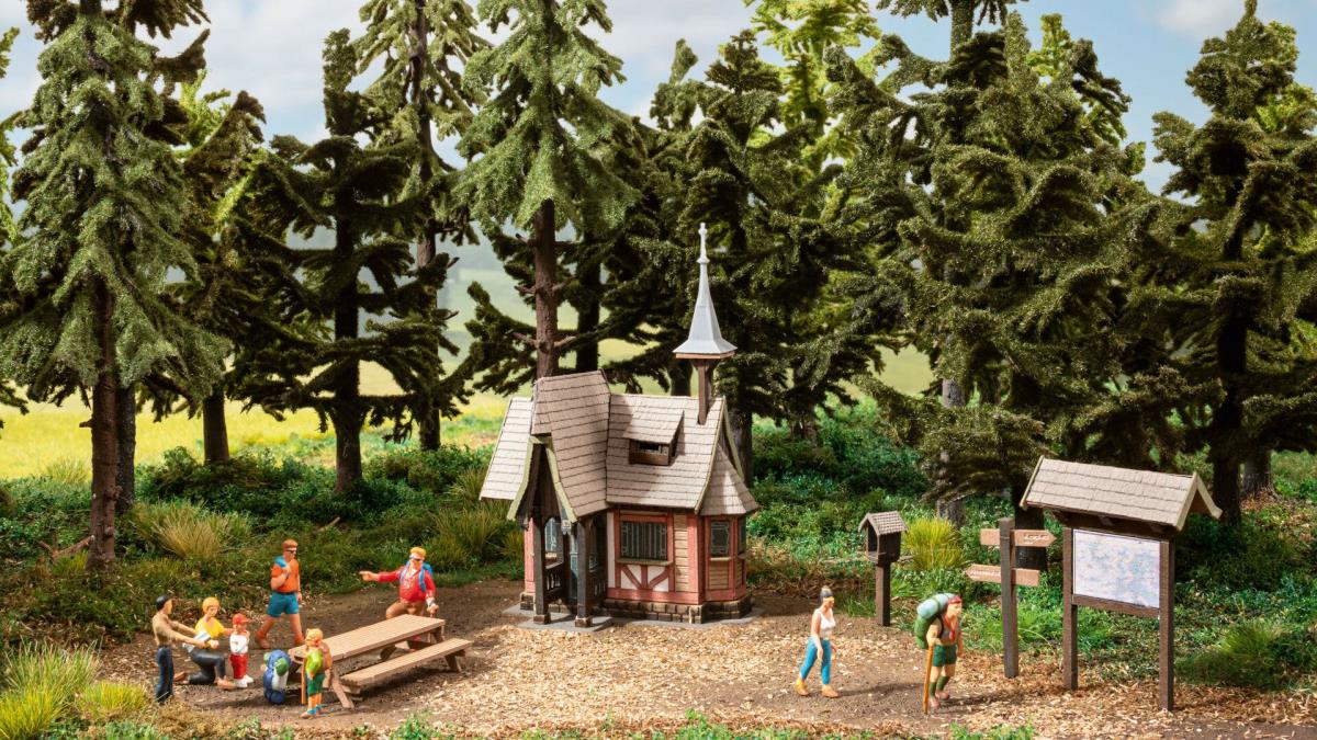 Noch Hiking Trip to the Witch's House Scenery Set N65617
