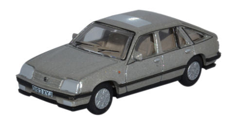 Oxford Diecast Vauxhall Cavalier Champagne Platinum OD76CAV001